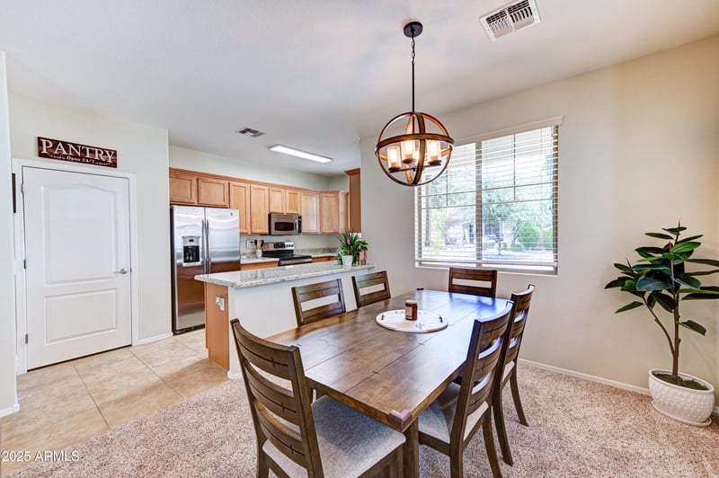 4379 Rosemonte Dr, Phoenix, AZ 85050