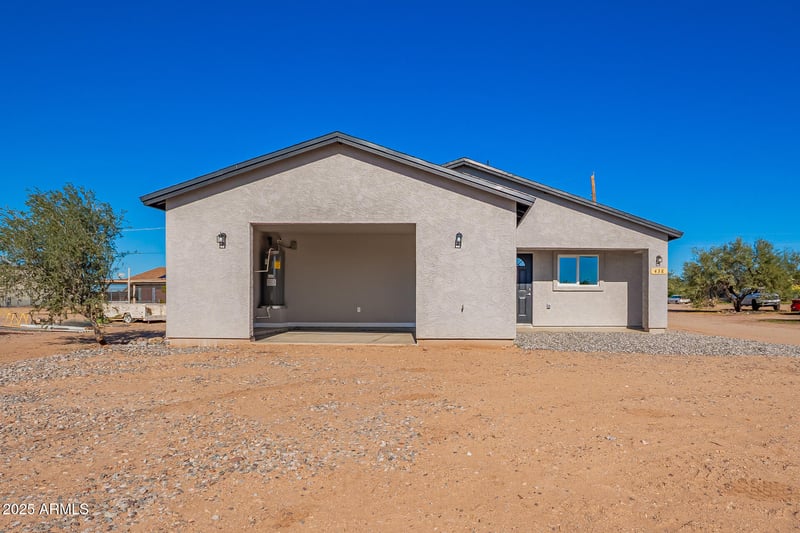 438 Liesen Dr, Morristown, AZ 85342
