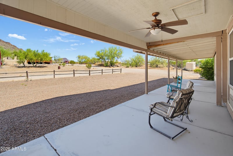 43807 2nd Ave, New River, AZ 85087
