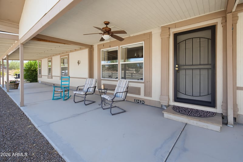 43807 2nd Ave, New River, AZ 85087