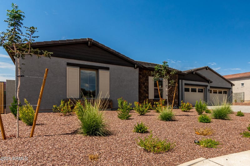 43808 Acadia Way, New River, AZ 85087