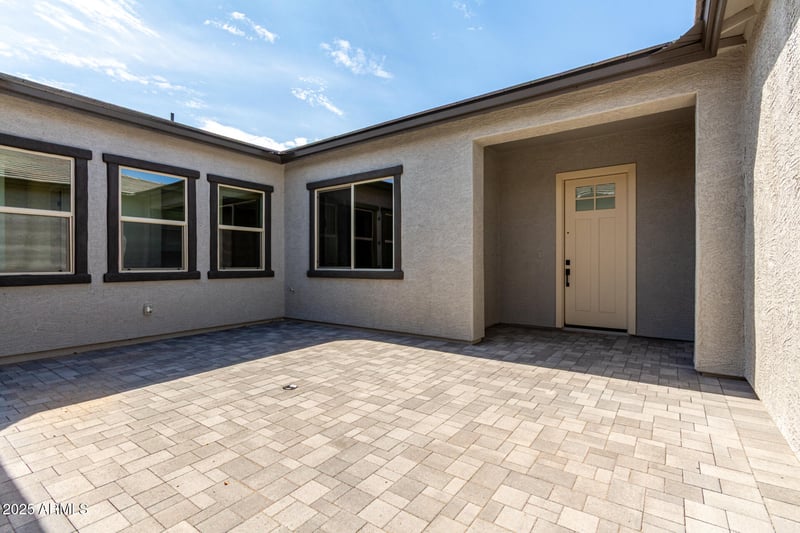 43808 Acadia Way, New River, AZ 85087