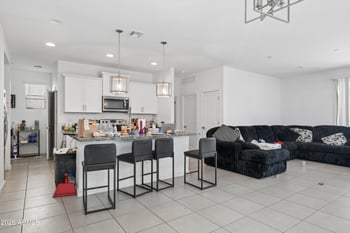 4381 Samantha Way, Laveen, AZ 85339