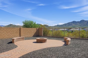 43813 N Ericson Ln, New River, AZ 85087