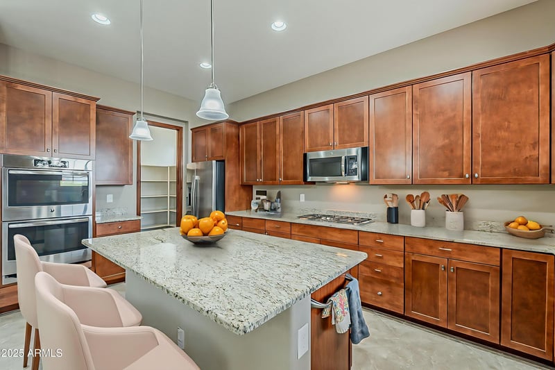 43814 Ericson Ln, New River, AZ 85087