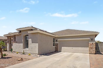 4382 Killarney St, Gilbert, AZ 85298