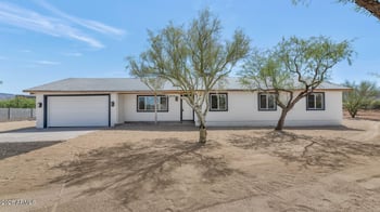 43839 12th St, New River, AZ 85087
