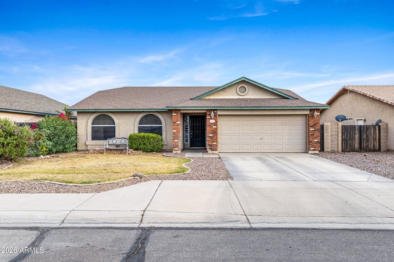 4387 Meadow West Ln, San Tan Valley, AZ 85140