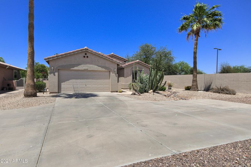 4388 E Strawberry Dr, Gilbert, AZ 85298