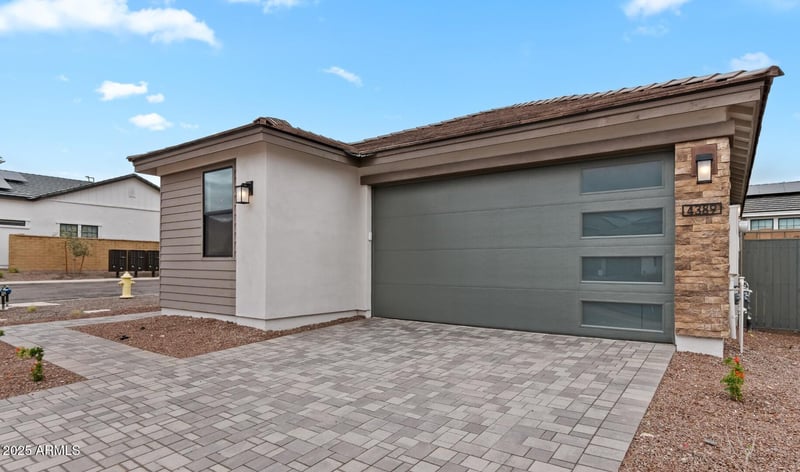 4389 203rd Dr, Buckeye, AZ 85396