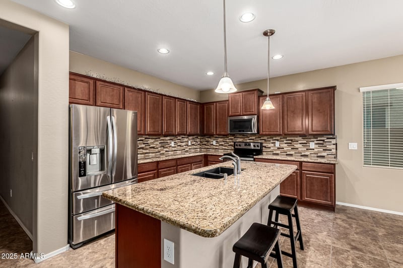 439 Castle Rock Rd, San Tan Valley, AZ 85143