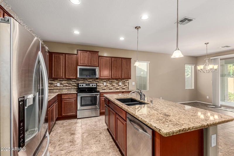 439 Castle Rock Rd, San Tan Valley, AZ 85143