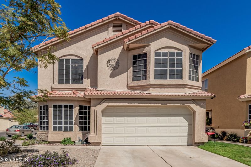 439 N Cobblestone St, Gilbert, AZ 85234