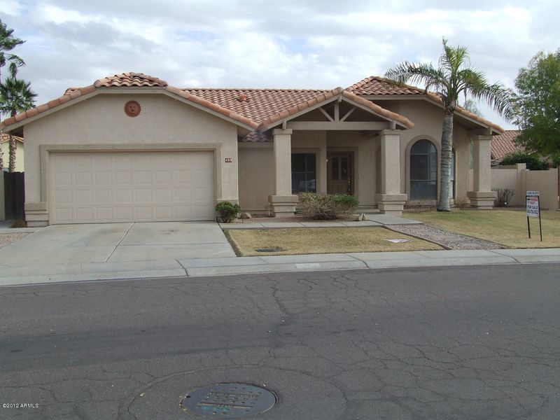 439 S Laguna Dr, Gilbert, AZ 85233