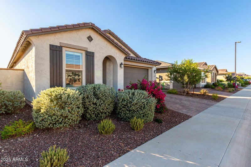 4390 202nd Ln, Litchfield Park, AZ 85340