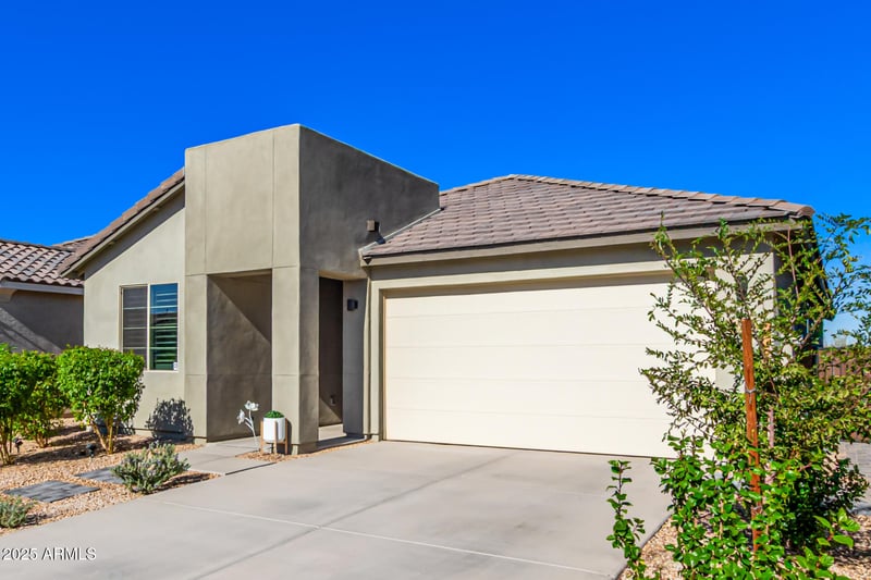 4390 Albert Dr, San Tan Valley, AZ 85144