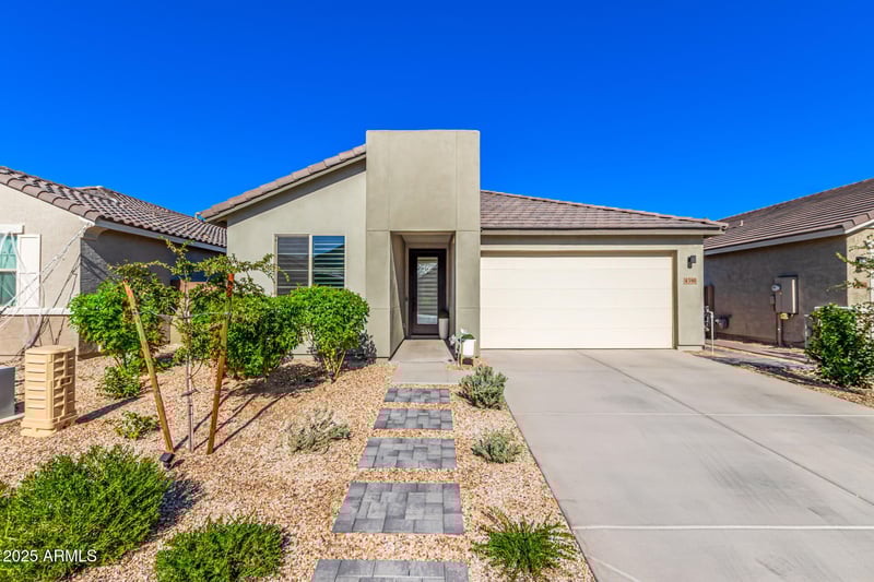 4390 Albert Dr, San Tan Valley, AZ 85144