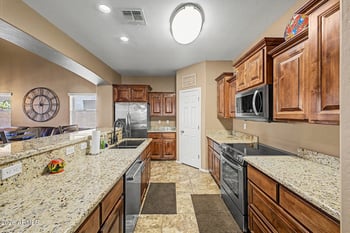4390 Velasco St, San Tan Valley, AZ 85140