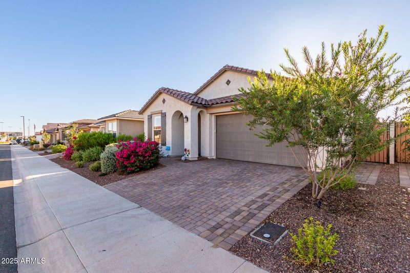 4390 202nd Ln, Litchfield Park, AZ 85340