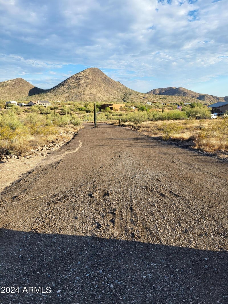 439xx 24th St #1, New River, AZ 85087