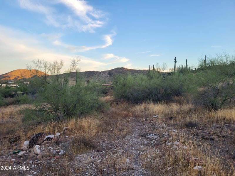 43xxx 12th St #-, New River, AZ 85087