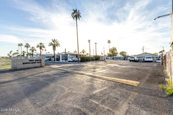 44 Hawes Rd #B26, Mesa, AZ 85208