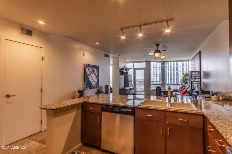 44 W Monroe St #1609, Phoenix, AZ 85003