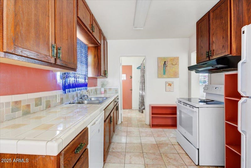 440 1st St, Mesa, AZ 85201