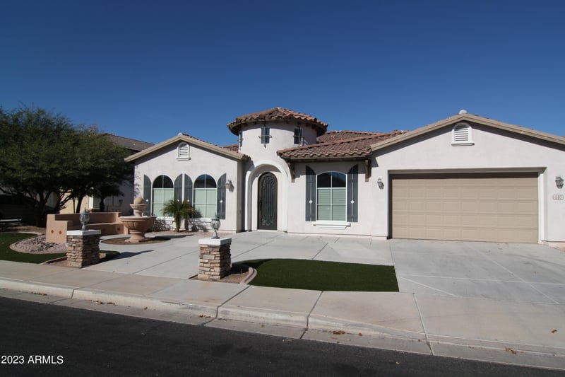 440 Crescent Pl, Chandler, AZ 85249
