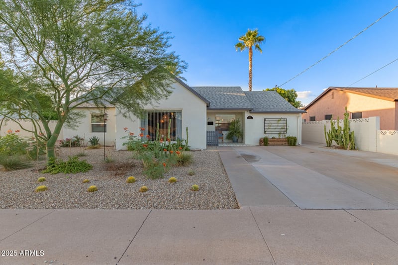 440 W Pepper Pl, Mesa, AZ 85201