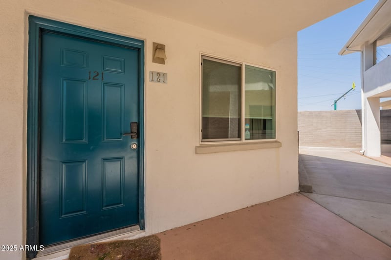 4401 12th St #121, Phoenix, AZ 85014