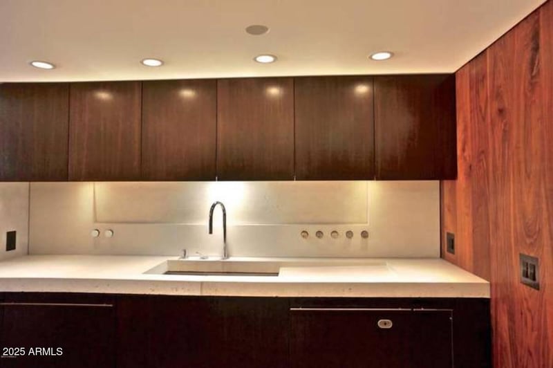 4401 40th St #9, Phoenix, AZ 85018
