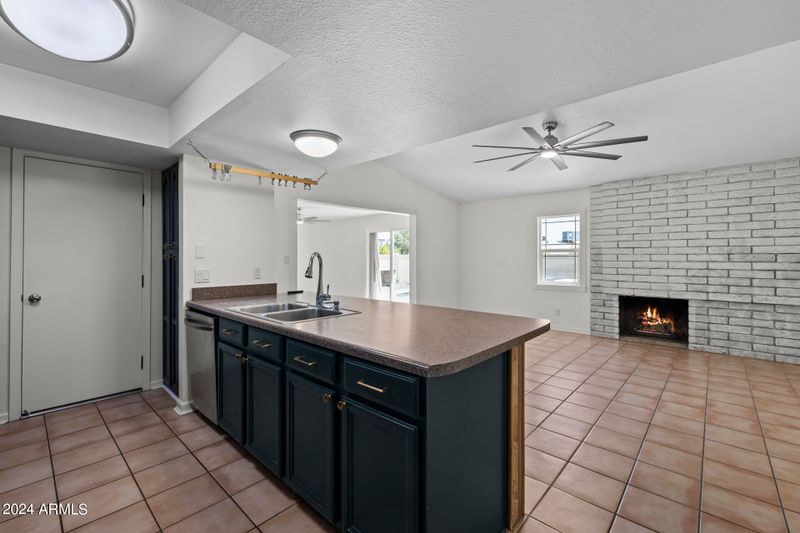 4401 E Arapahoe St, Phoenix, AZ 85044