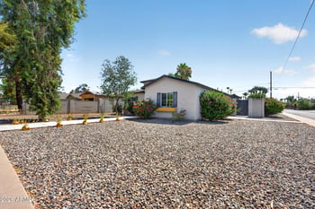 4401 N 19th Pl, Phoenix, AZ 85016