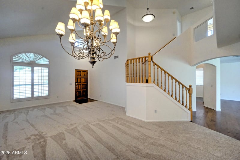 4402 E Desert Wind Dr, Phoenix, AZ 85044