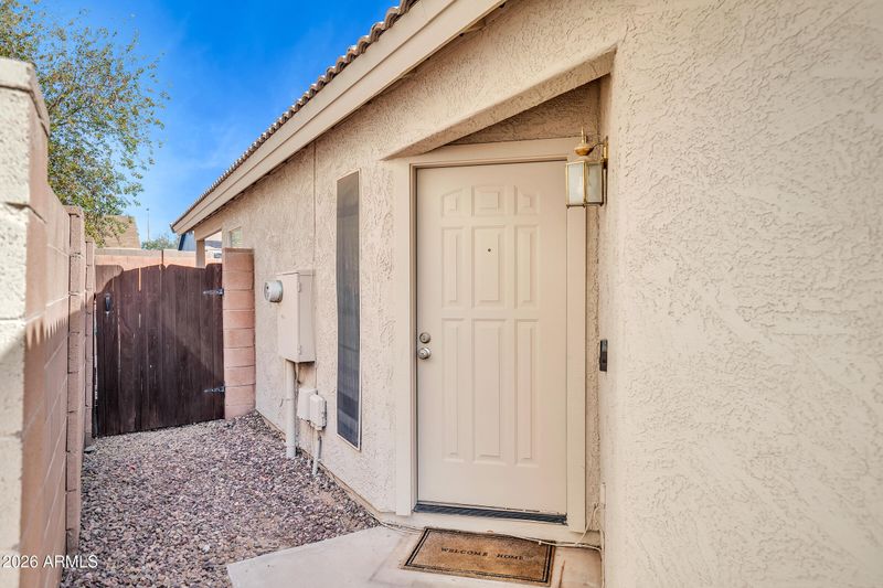 4402 E Glenhaven Dr, Phoenix, AZ 85048