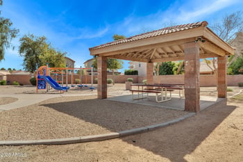 4402 Glenhaven Dr, Phoenix, AZ 85048
