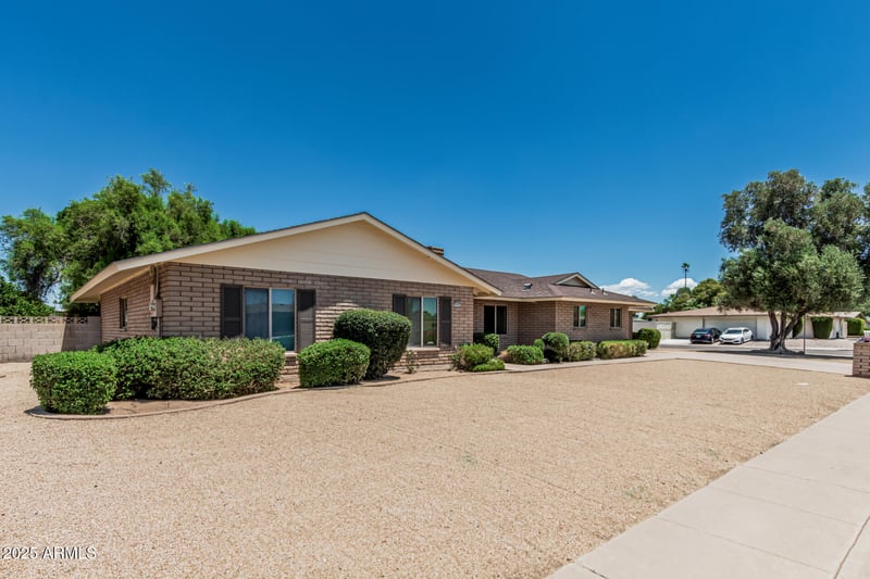 4402 El Caminito Dr, Glendale, AZ 85302
