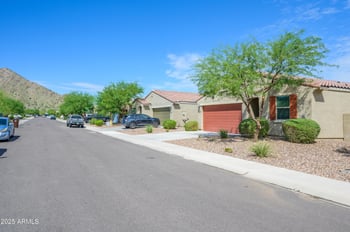 4402 Stickleaf Way, San Tan Valley, AZ 85144