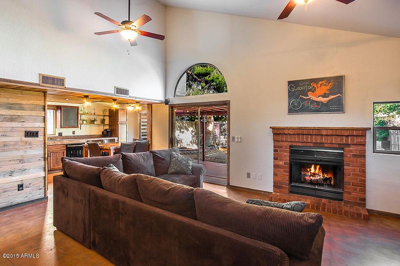 4402 W Oraibi Dr, Glendale, AZ 85308