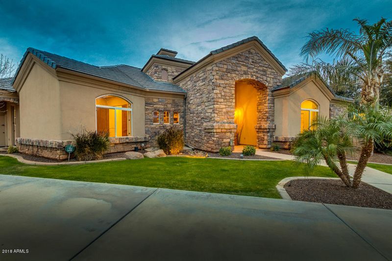 4403 E Desert Lane Ct, Gilbert, AZ 85234