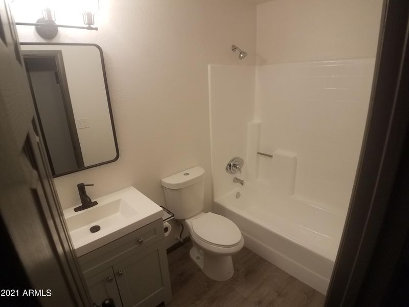 4404 E Riverside St, Phoenix, AZ 85040