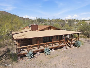 44040 7th Ave, New River, AZ 85087