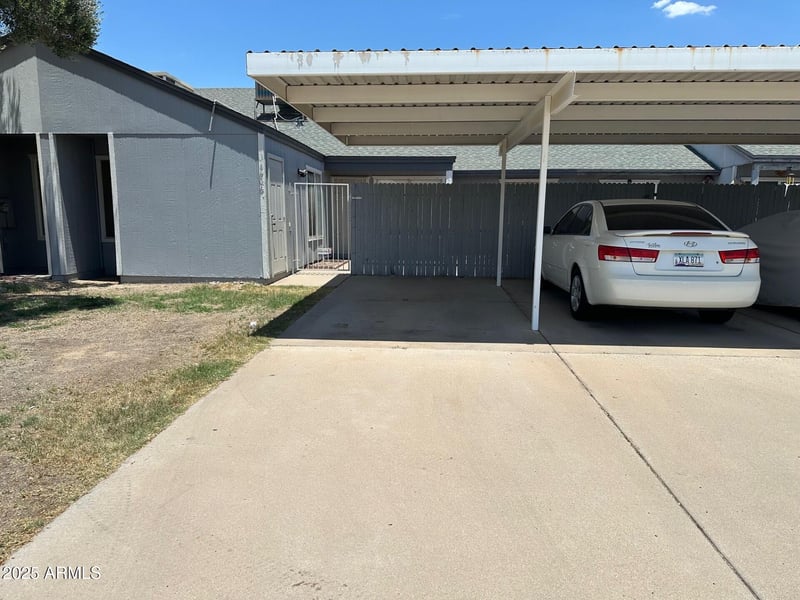 4406 Carter Dr, Phoenix, AZ 85042
