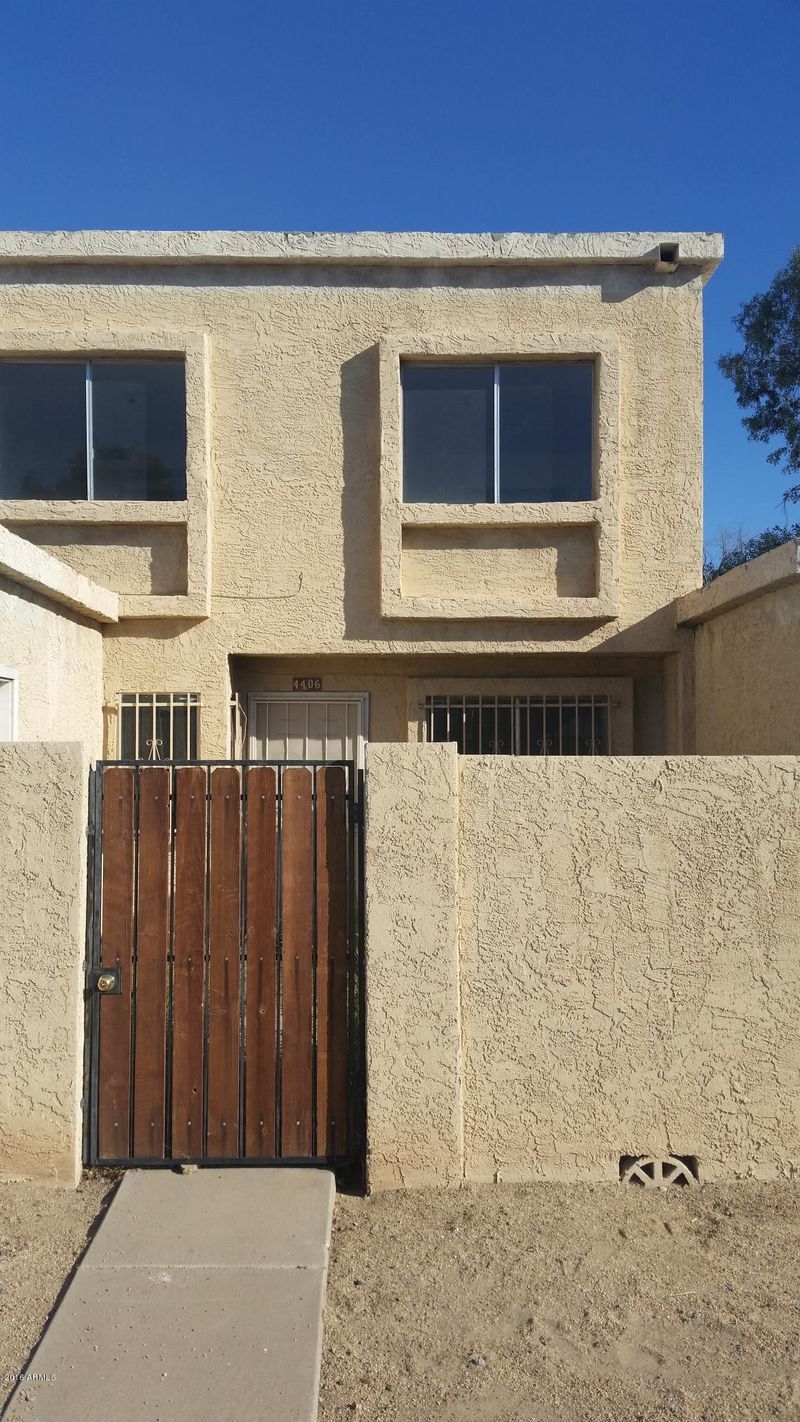 4406 E Wood St, Phoenix, AZ 85040