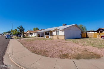 4406 Mission Ln, Glendale, AZ 85302