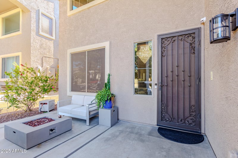 4407 Faull Dr, New River, AZ 85087