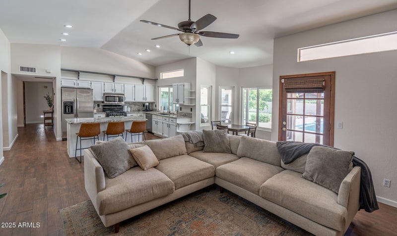 4407 Le Marche Ave, Phoenix, AZ 85032