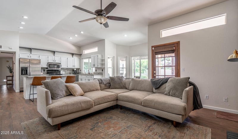 4407 Le Marche Ave, Phoenix, AZ 85032