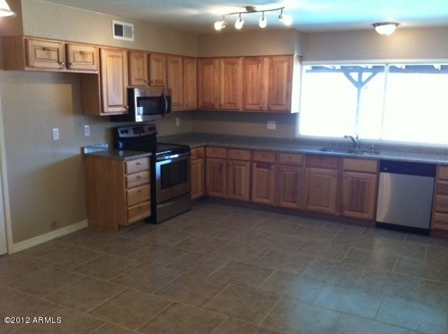 4408 W Vogel Ave, Glendale, AZ 85302